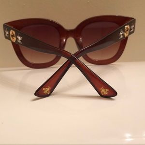 AUTHENTIC GUCCI GG0208